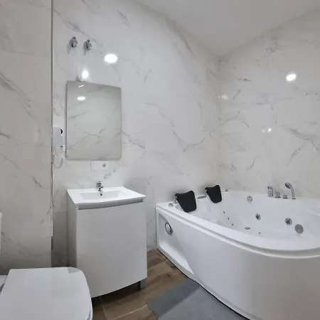 Mini Estudio Jacuzzi Doble Sevilla 